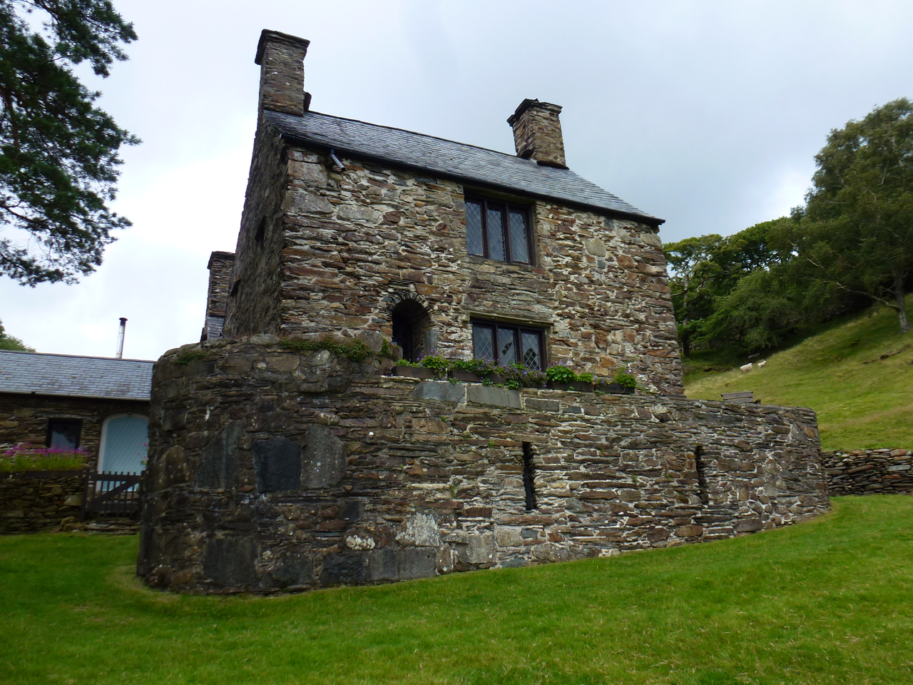 Plas Ddualt Eryri National Park